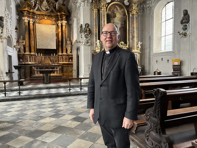 Ostern als Kraftquelle: Trotz Krisen und Unsicherheiten kann Ostern Trost und neue Perspektiven schenken, so Bischof Hermann Glettler. | Foto: MeinBezirk/Rebeiz