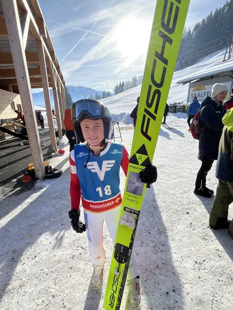 Manuel Brunner krönt die Skisprung-Saison