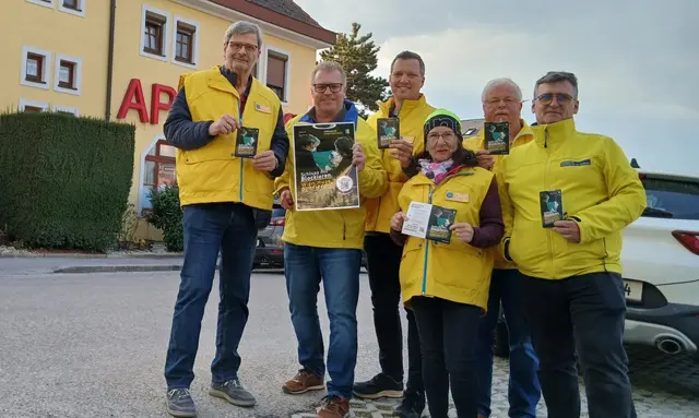 Auch die Strasshofer machten mit.  | Foto: bzgsdf@vpnoe