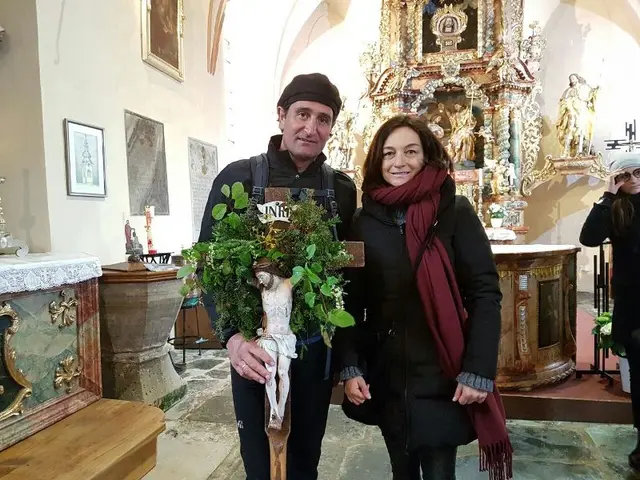 Gerold Leitner ist schon über 25 mal als Kreuzträger mit gegangen. | Foto: Privat