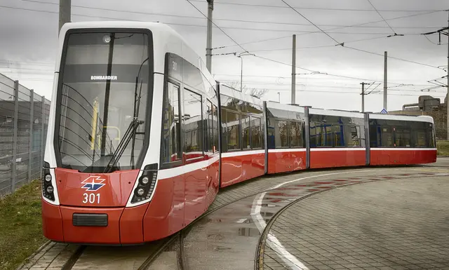 Um die Orientierung zu erleichtern, werden nun in fast 500 Bussen im Eigenbetrieb sowie in rund 130 Flexity-Straßenbahnen neue Anzeigen installiert. | Foto: Zinner/Wr. Linien