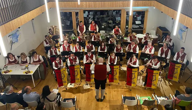 Der Musikverein Hackerberg-Neudauberg veranstaltete ein Jubiläumskonzert im Mehrzwecksaal des Gemeindeamtes.  | Foto: Gemeinde Burgauberg-Neudauberg