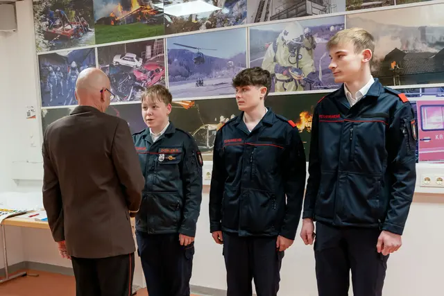Auch die Feuerwehrjugend blickte mit über 5.000 geleisteten Stundenauf ein ereignisreiches Jahr zurück. | Foto: Monika Mehlmauer