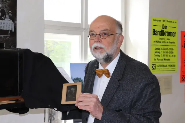 Der Wernsteiner Eduard Wiesner kennt als Chronist und Verleger historischer Schriften viele alte Bräuche. | Foto: MeinBezirk/Bichler