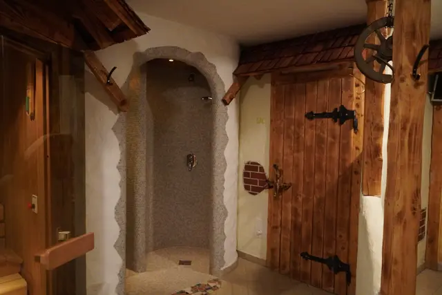 Hotelgäste können hier auch die Sauna genießen. | Foto: Emanuel Hasenauer