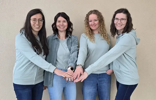 Die Trainerinnen der Region freuen sich auf die Teilnehmenden beim Sommercamp: Christina Pölzl, Sandra Maierhofer, Michaela Weinberger und Kathrin Jandl (v.l.) | Foto: Team Löwenmut