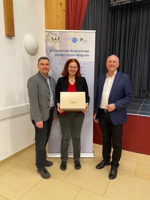 Stefan Czamutzian – KLAR! Wagram (Klimawandel-Anpassungs-Modellregion), Sigrid Stagl – Ökologische Ökonomin, Leopold Fischer – Kultur- und Verschönerungsvereins Absdorf | Foto: Region Wagram