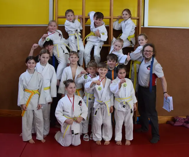 Die U10 u. U12 Judoka in Leonding.
