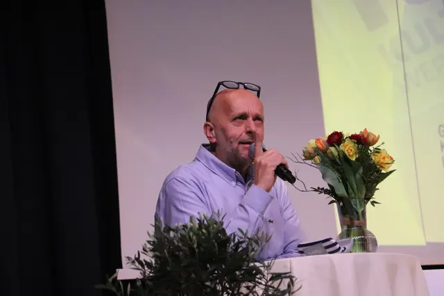 Stefan Ullrich führte durch die Präsentation des Kulturprogramms Werndorf | Foto: Edith Ertl