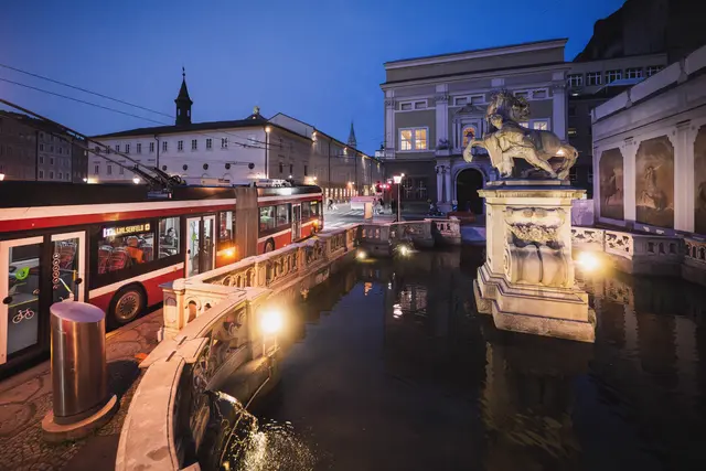 Derzeit werden bei den Salzburg Linien neue Obuslenkerinnen und Obuslenker gesucht. Hintergrund für den steigenden Personalbedarf ist die Liniennetzreform mit Mai 2027, bei der das große Linienkreuz mit einer Nord/Süd- und West/Ost-Verbindung umgesetzt wird. | Foto: Salzburg Linien / Georg Kukuvec