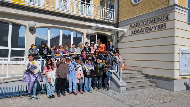 Bürgermeisterin zeigte Schülern wichtige Aufgaben am Gemeindeamt