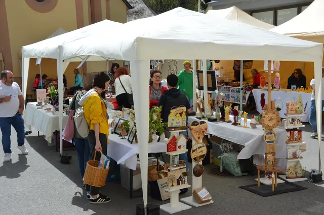 Handwerk und Kulinarik am Oster-Markt