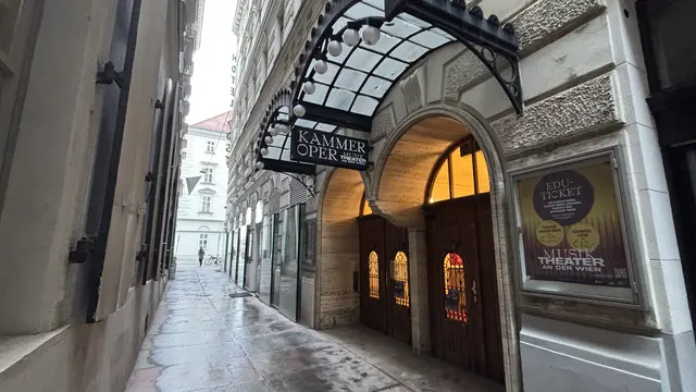 Teil der Maßnahmen ist auch die „Pausierung“ der Kammeroper im Hotel „Post“, was bereits vor einiger Zeit angekündigt wurde.  | Foto: Andreas Pölzl/MeinBezirk