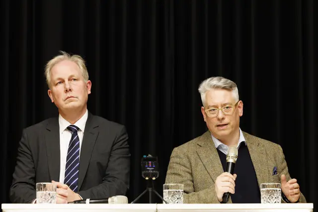 Der kaufmännische Geschäftsführer Paul Frey (rechts) und KHM-Generaldirektor Jonathan Fine äußerten sich am Mittwochabend öffentlich zu den zuletzt erhobenen Mobbing-Vorwürfen. | Foto: APA-Images / APA / TOBIAS STEINMAURER