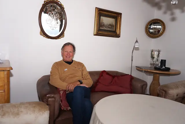 Das gemütliche Sofa ist Franz Klammers Lieblingsplatz in seinem Haus in Mooswald.


 | Foto: MeinBezirk.at