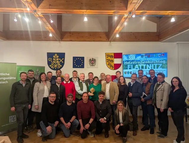 Motiviertes Team: Die Verteter der Kärntner Holzstraße  | Foto: Holzstraße
