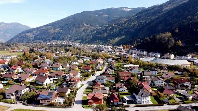 Blick über Selzthal: Der Ort zählt knapp 1.500 Einwohnerinnen und Einwohner und liegt am Zusammenfluss von Enns und Palten. | Foto: Gemeinde Selzthal
