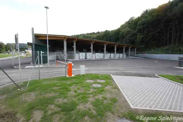 Beim Wertstoffsammelzentrum Wienerwald kam es zu einem wortwörtlichen Zusammenstoß zwischen Mitarbeiter und Pensionist. | Foto: Regine Spielvogel