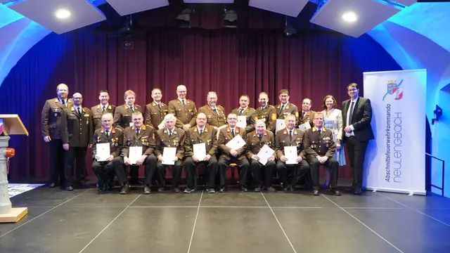 Ehrenzeichen für 40-jährige verdienstvolle Tätigkeit im Feuerwehrwesen | Foto: AFKDO Neulengbach