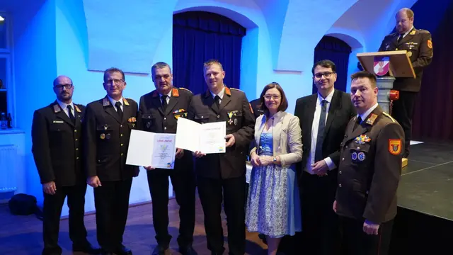 Verdienstzeichen 2. Klasse in Silber des NÖLFV | Foto: AFKDO Neulengbach