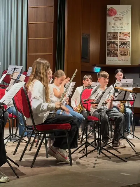 Die Bärnbacher Musikschülerinnen und -schüler spielten mit den Japanern gemeinsam. | Foto: MS Bärnbach