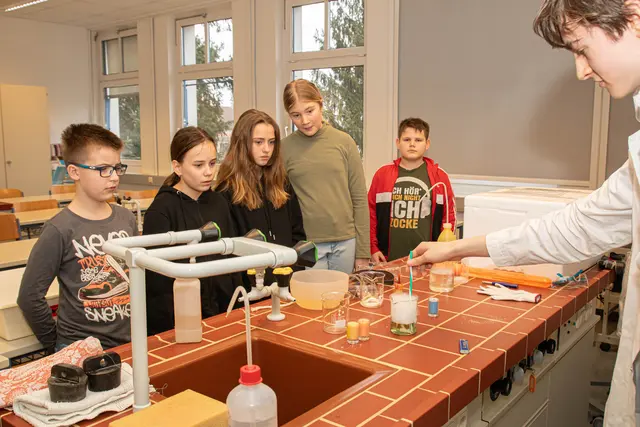 Naturwissenschaftliche Experimente mit der HLUW Yspertal