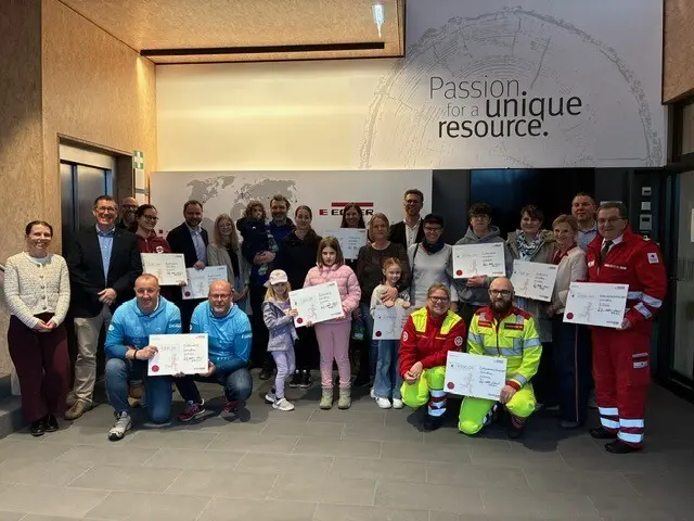 12.500 Euro für soziale Projekte übergeben