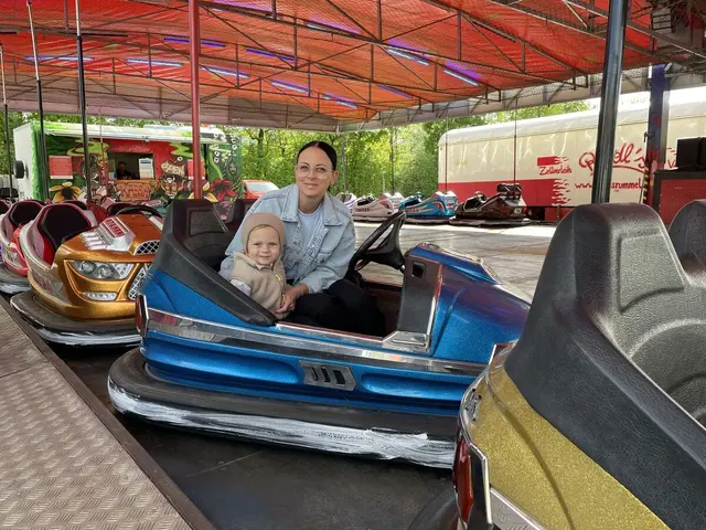 Auch die Kleinsten wagen schon eine Runde mit dem Autodrom. | Foto: B. Gady