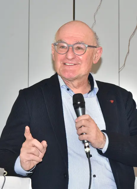 Vortrag Prof. Peter Bußjäger;  | Foto: Herbert Schleich