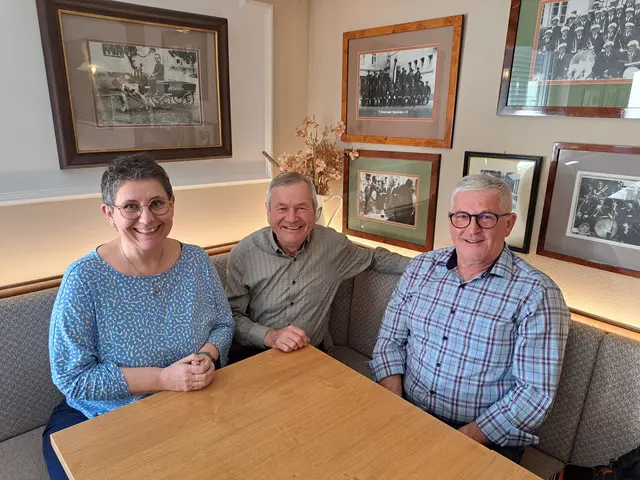 Feldkirchen ehrt Poxrucker und Maresch für gepflegte Wanderwege