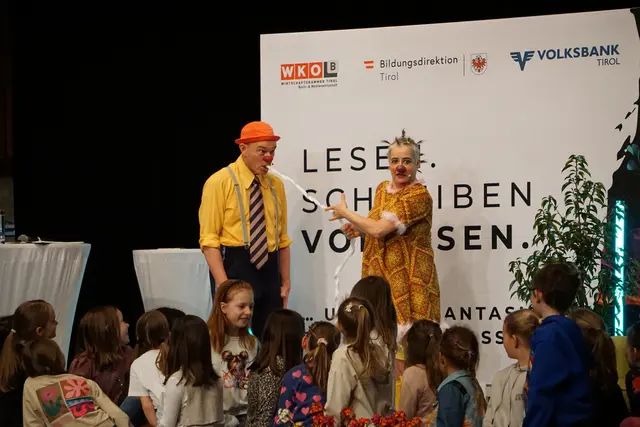Besten Unterhaltung durch das Clown-Duo Herbert und Mimi. | Foto: MeinBezirk/SPRENGER