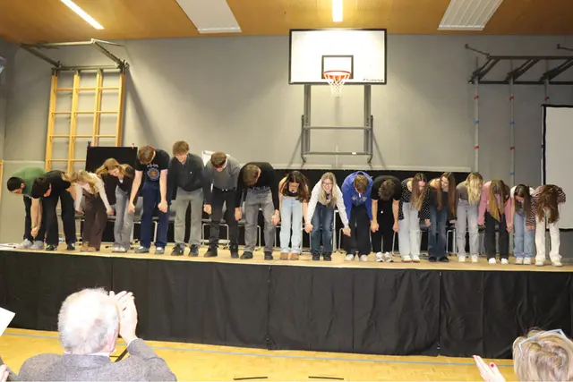 Die Schülerinnen und Schüler ernten großen Applaus
