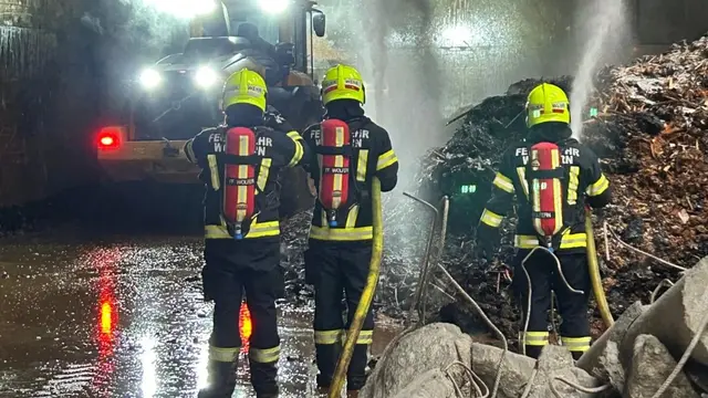 Mehrstündiger Feuerwehreinsatz nach Brandverdacht