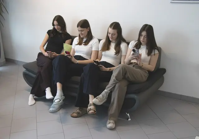 Den Jugendlichen wurde durch den Selbstversuch klar, wie viel Zeit sie täglich im Netz verbringen. | Foto: BBS Rohrbach