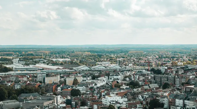 In Mechelen wird Vielfalt als Chance gesehen – das wurde am Dienstagabend im Rahmen eines Vortrags des belgischen Bürgermeisters Bart Somers deutlich.  | Foto: Unsplash/Eduard Delputte 