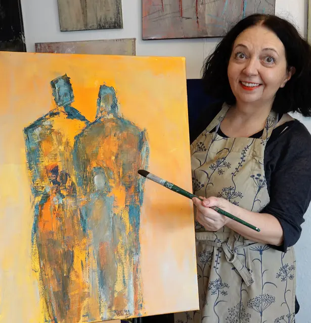 Mittersiller Künstlerin Vesna Divkovic bei der Osterausstellung in Kitzbühel