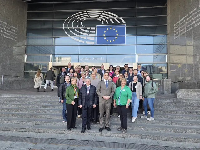 35 Teilnehmende aus den Leader-Regionen Schilcherland und Südsteiermark reisten Anfang März ins Herz der EU.  | Foto: RMSW/Schwab