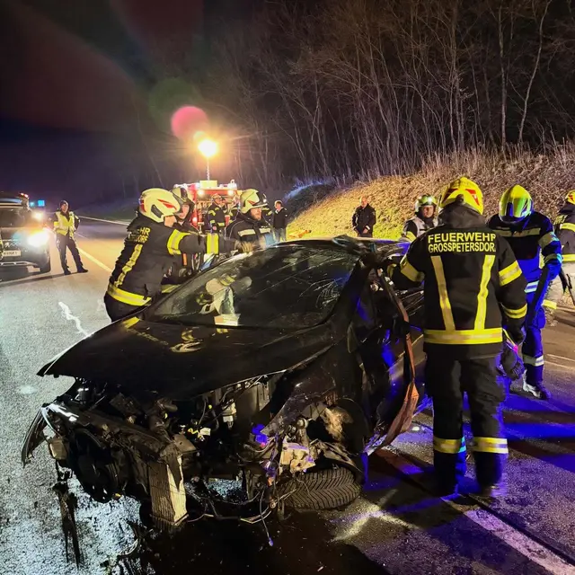 Eine Person wurde verletzt - zwei Feuerwehren waren im Einsatz
