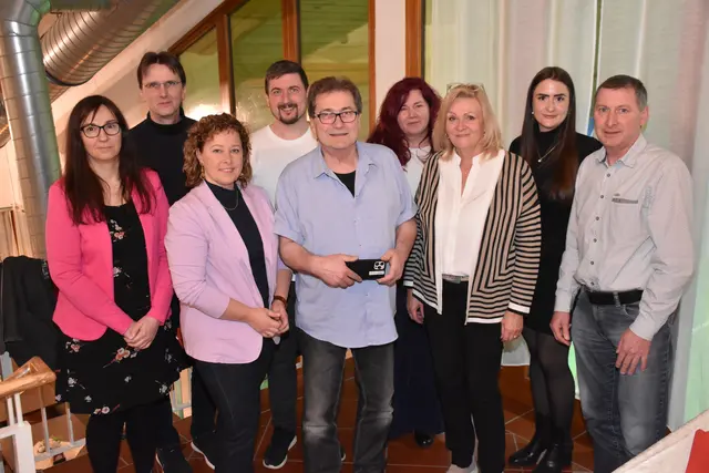 100.000 Bilder und 3.000 Videos aus der Region