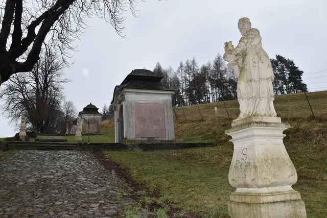 Kreuzweg in Heiligenkreuz. | Foto: Mirjam Preineder