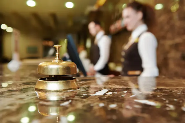 Der Krieg in der Golfregion dämpft die Reiselust – die heimische Hotellerie verzeichnet erste Stornierungen. (Symbolbild) | Foto: kalinovsky/Panthermedia
