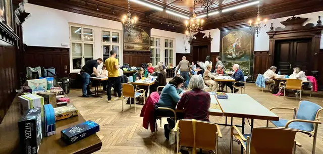 Rund 40 Teilnehmerinnen und Teilnehmer folgten der Einladung zum Spieleabend. | Foto: Stadtgemeinde Wolfsberg