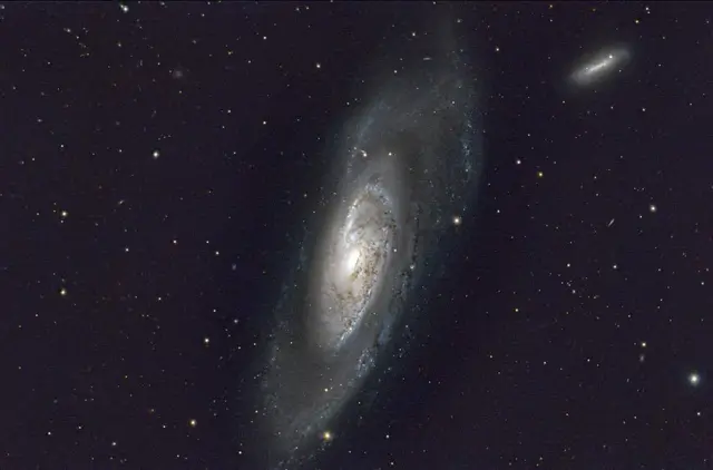 Die Galaxie Messier 106 mit ihrem aktiven Kern | Foto: Günter Kleinschuster