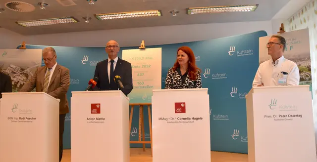"Prävention ist auch ein großes Thema, das in diesem Neubau auch entsprechend berücksichtigt wird", erklärte LH Anton Mattle bei einer Pressekonferenz im BKH Kufstein. | Foto: Barbara Fluckinger