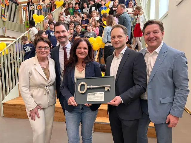 LR.in Beate Prettner, LR Peter Reichmann, Direktor Armin Skorjanz, Bgm. Günther Albel. | Foto: Büro LR Reichmann