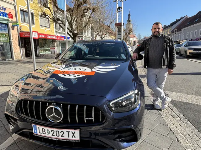 2017 gründete Burhan Remmo sein eigenes Taxiunternehmen in Leibnitz.  | Foto: Waltraud Fischer