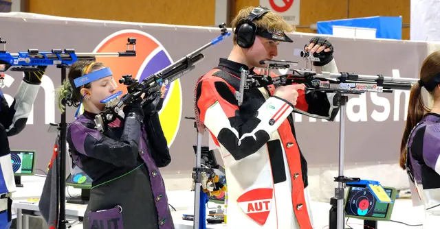 Mia Grosch und Patrick Entner gewannen Gold im Juniorinnen-Mixed Teambewerb der ÖM 2026 in Wolfsberg. | Foto: Tina Neururer / ÖSB