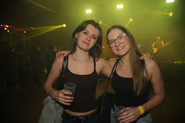 So ausgelassen feierten die Partytiger in St. Marienkirchen