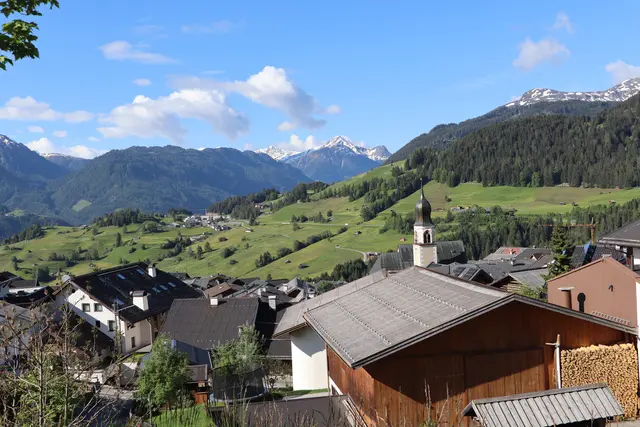 Feuer am Dach eines Restaurants entdeckt