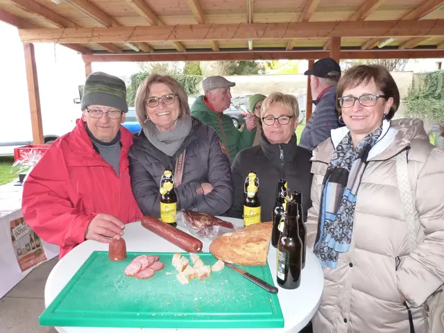 Bunter Ostermarkt im Pfarrhof Mannersdorf